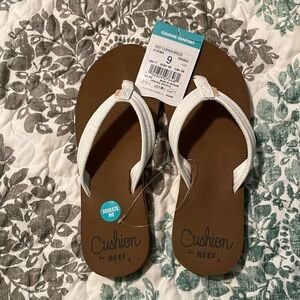 Reef cushion breeze flip flops